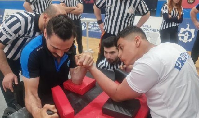 Para Bilek Güreşi Türkiye Şampiyonası Kocaeli'de düzenlendi