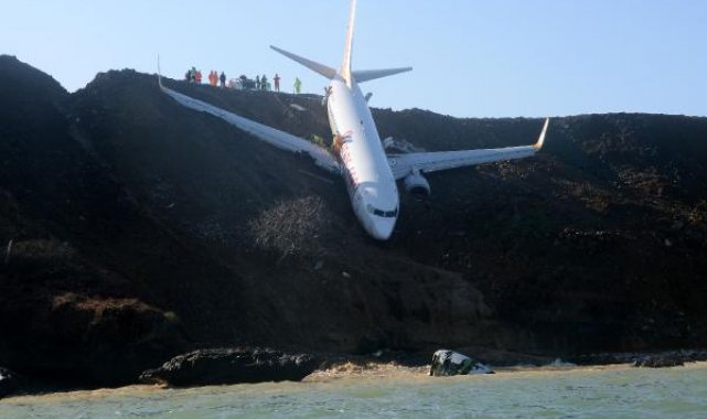 Pistten çıkan uçağın ikinci pilotu: Sağ motor geri itiş sisteminde arıza mevcuttu