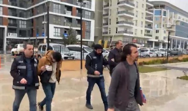 PKK'lıların yurt dışına kaçmasına yardım eden 2 kişiye tutuklama
