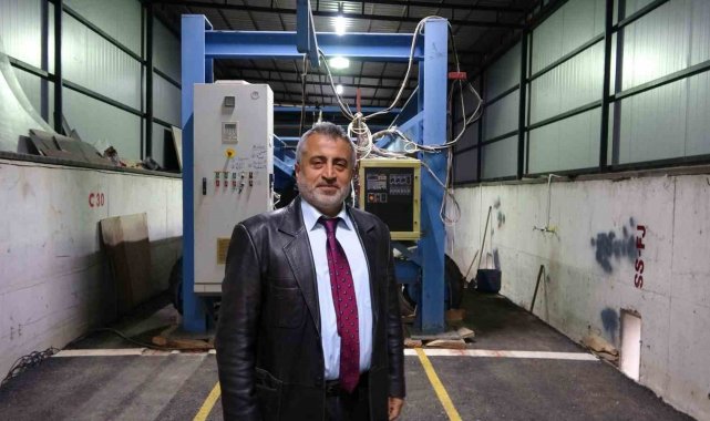 Prof. Dr. Akpınar: "Depremde yıkılan binalardan yaklaşık 60 milyon ton moloz oluştu, bunun ekonomiye geri kazandırılması lazım"