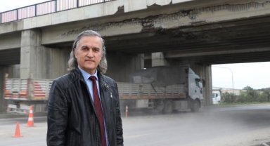 Prof. Dr. Çağatay'dan hasarlı köprü uyarısı; 'Komple çökebilir'