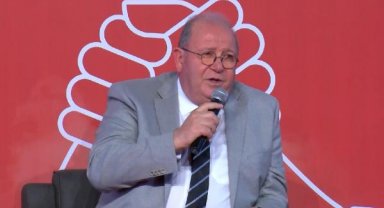 Prof. Dr. Ersoy: Denize sıfır yapı yapmak çok akılcı değil