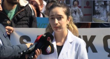 Prof.Dr. Murat Dilmener Acil Durum Hastanesi önünde 'Cerrahpaşa' protestosu