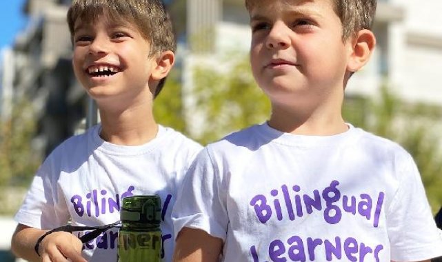 "Akademik başarıya giden yol çift dilli eğitimden geçiyor"