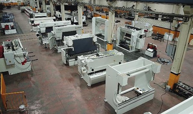 "Makine imalatçıları krizleri ihracatla aşıyor" 