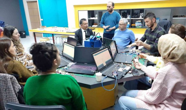Robotik eğitim kursları tamamlandı