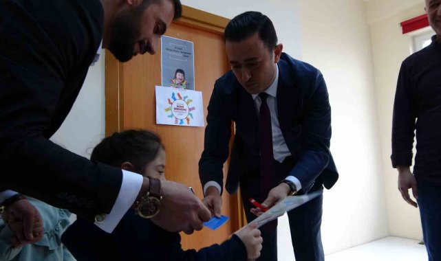 Sağlık Müdürü Ekici, özel öğrencilerle buluştu