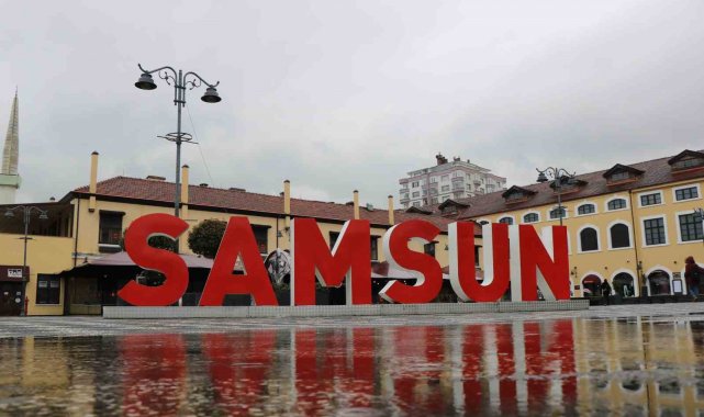 Samsun'da sağanak: Metrekareye 40 kilo yağış düştü
