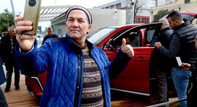 Samsun'da sergilenen Togg'a yoğun ilgi