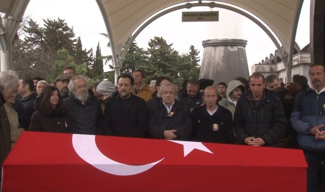 Sanatçı Köksal Engür Üsküdar'da son yolculuğuna uğurlandı