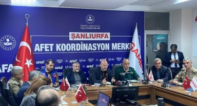 Şanlıurfa'da 10 bin personel ile çamur temizliği