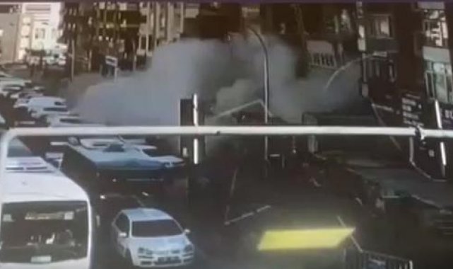 Şanlıurfa'da ağır hasarlı bina çöktü: 1 yaralı - Yeniden