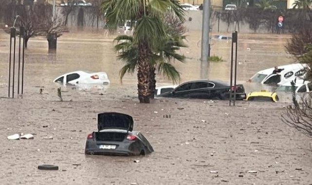 Şanlıurfa'da sel felaketi: Suya kapılan 6 kişi aranıyor