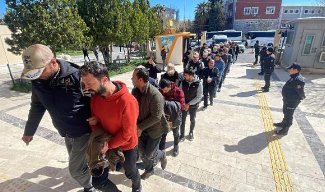 Şanlıurfa'da terör operasyonunda 23 tutuklama