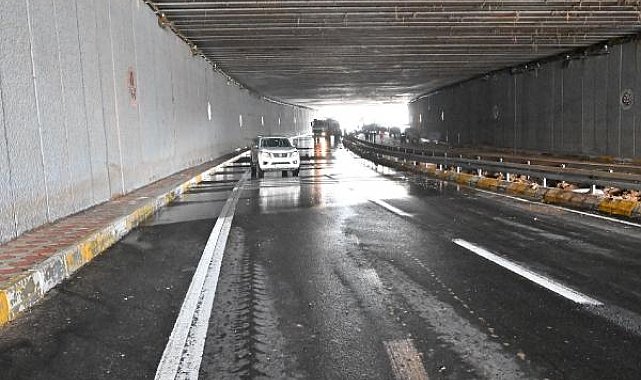 Şanlıurfa'daki selde 3 bin 154 kişi zarara uğradı, kayıp TIR şoförü aranıyor