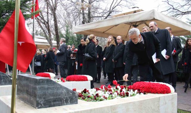 Şehitleri Anma Günü'nde şehit diplomatlar törenle anıldı