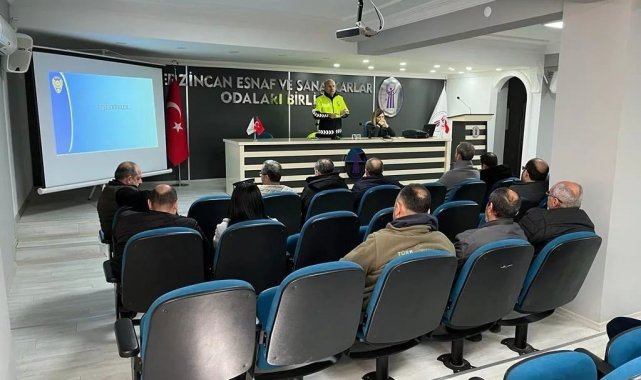 Sigortacılara ve şoförlere "maddi hasarlı trafik kaza tutanağı düzenleme" eğitimi verildi
