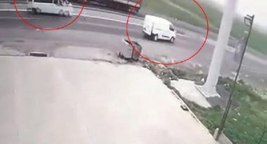 Şırnak'ta kaza sonucu karşı şeride savrulan iki minibüse TIR çarptı: 8 yaralı
