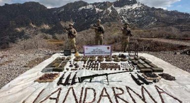 Şırnak'ta mühimmat dolu sığınak imha edildi