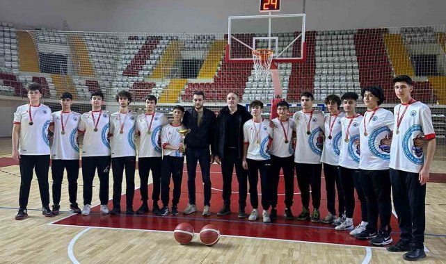 Sivaslı gençler potaya damga vurdu