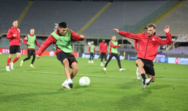 Sivasspor, Fiorentina maçının taktiğini çalıştı