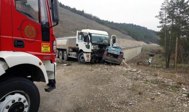 Su tankeriyle çarpışan otomobildeki çift hayatını kaybetti