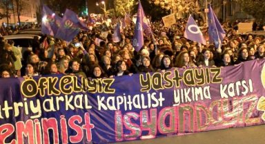 Taksim'e yürümek isteyen kadınlara polis müdahalesi