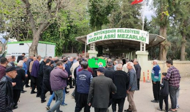 Tarihi kalenin yakınında ölü bulunan Şahin, toprağa verildi