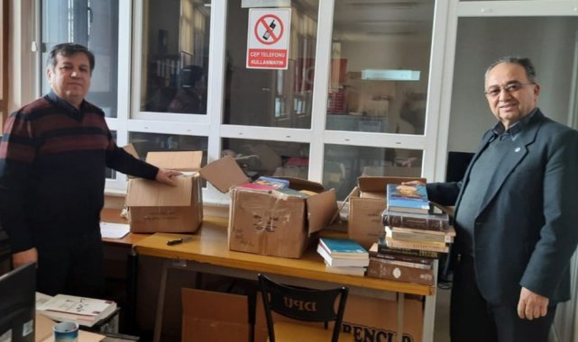 Tavşanlı MYO'ya 450 kitap bağışı