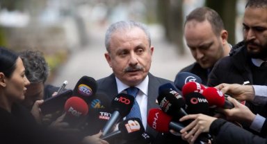 TBMM Başkanı Şentop: Erdoğan'ın adaylığında hukuken sorun yok