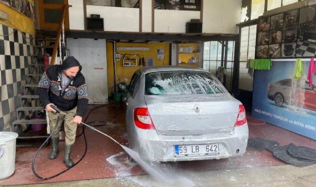 Tekirdağ'da çamur yağdı; oto yıkamacılarda yoğunluk
