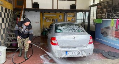 Tekirdağ'da çamur yağdı; oto yıkamacılarda yoğunluk