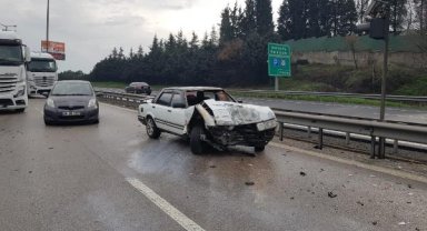 TEM'de 23 araç birbirine girdi; İstanbul yönü kapandı