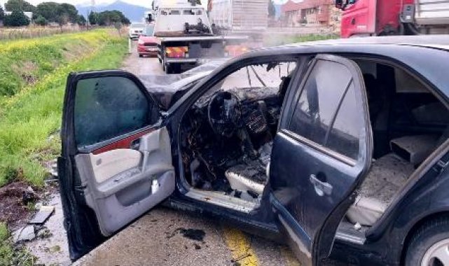 TIR ile çarpışan otomobilin sürücüsü öldü
