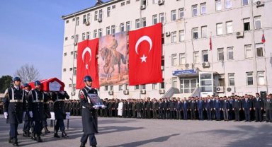 Trafik kazasında ağır yaralanan karakol komutanı şehit oldu