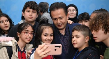 Tuzla'da depremzede aileler için Çocuk Girişimciler Çarşısı açıldı