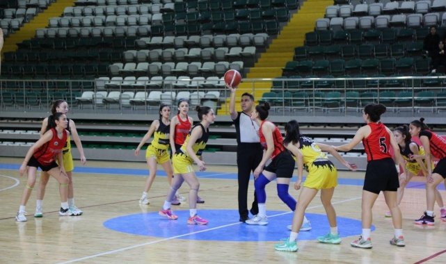 U18 kızlar basketbol bölge şampiyonası Muğla'da başladı