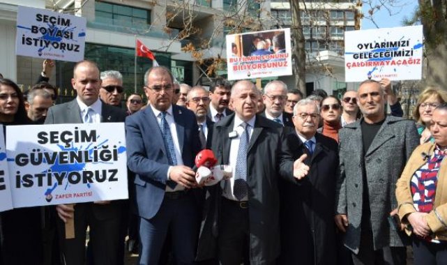 Ümit Özdağ: Seçimde 'mavi boya' uygulaması istiyoruz