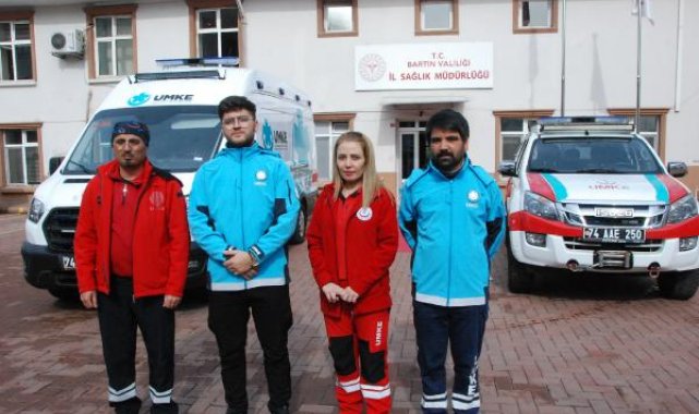 UMKE görevlisi, arama çalışmalarında yaralanan köpeğe dikiş atıp, sağlığına kavuşturdu