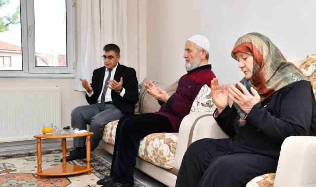 Vali Gürel şehitleri unutmadı