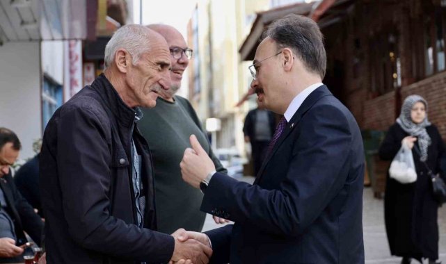 Vali Kızılkaya vatandaşların dertlerini dinledi