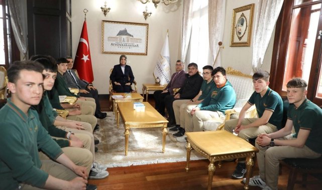 Vali Yiğitbaşı: "7 den 70'e milyonların tek yürek olduğu böyle bir dönemdeyiz"