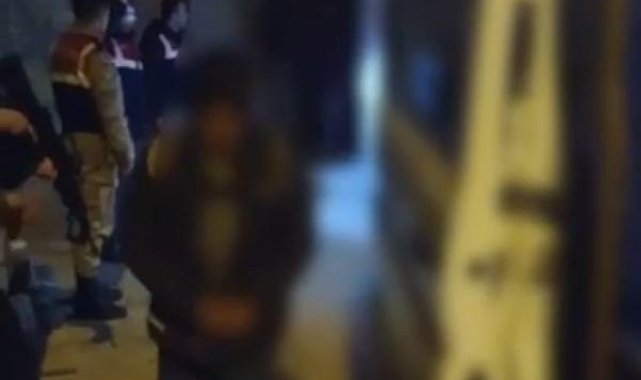 Van'da 'Şok ev' baskınında 66 kaçak göçmen yakalandı