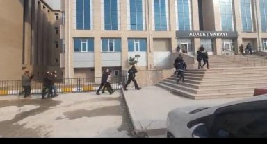 Van'da göçmen kaçakçılarına operasyon; 104 gözaltı