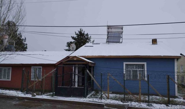 Varto'da kar yağışı