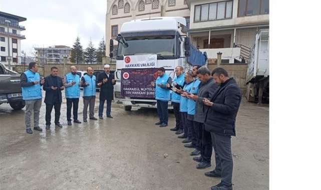 Yardım tırı deprem bölgesine uğurlandı