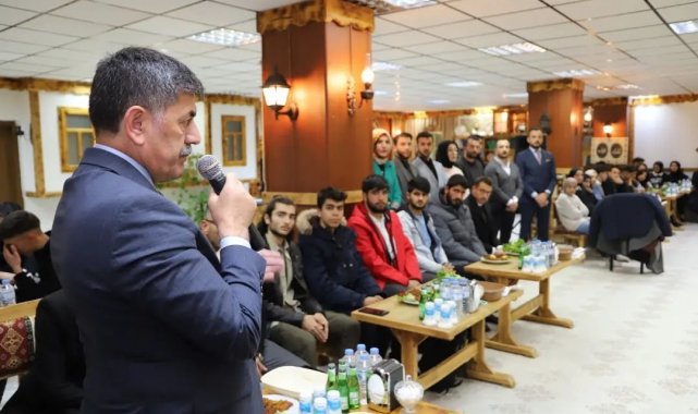 Yardımlaşma kampanyasında gönüllü çalışanlara teşekkür belgesi verildi