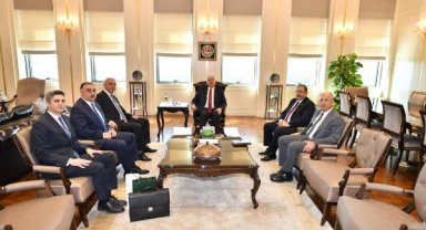 Yargıtay Başkanı Akarca, Azerbaycan Yüksek Mahkemesi İdari Daire Başkanı ile görüştü