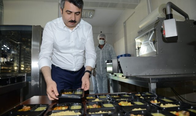 Yıldırım'da gönüller de bir sofralar da