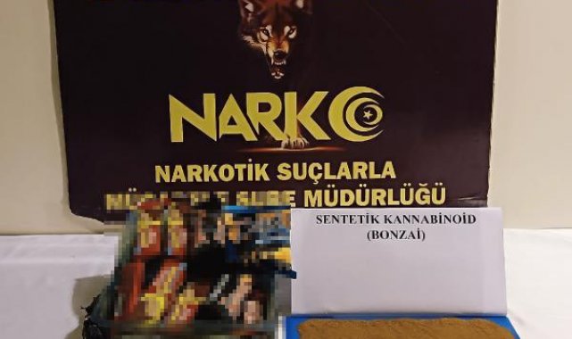 Yolcu otobüsünde çikolataların arasına gizlenmiş uyuşturucu bulundu